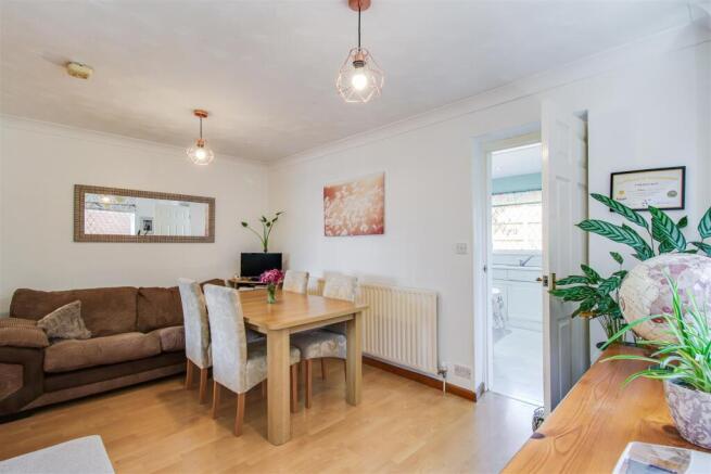 3 bed Detached for sale Image 6
