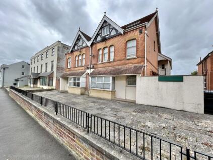 Hendford House, Hendford Grove, Yeovil, Somerset, BA20