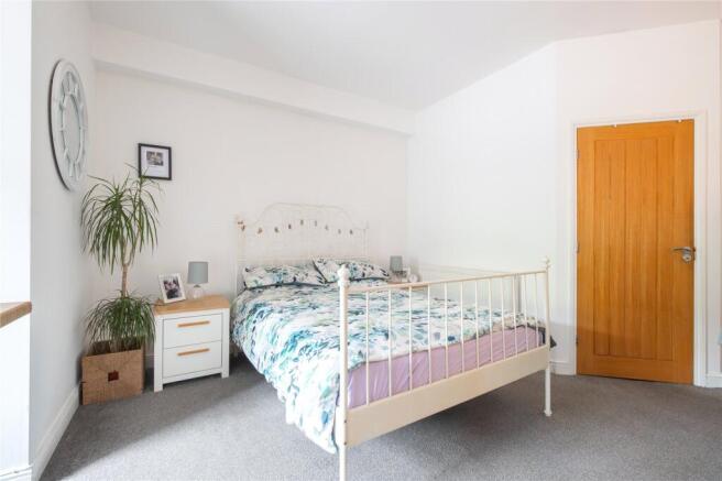9 bed Semi-Detached for sale Image 12