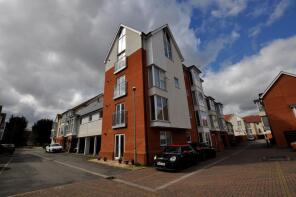 12, Pearl Square, Great Baddow, Chelmsford CM2 9FP