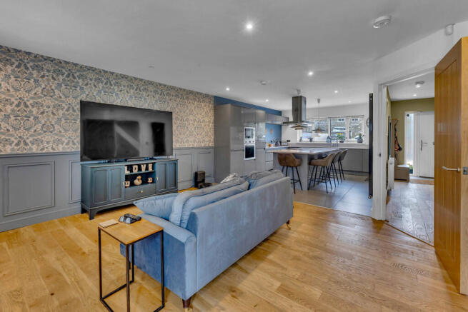 Kitchen/Diner/Liv...
