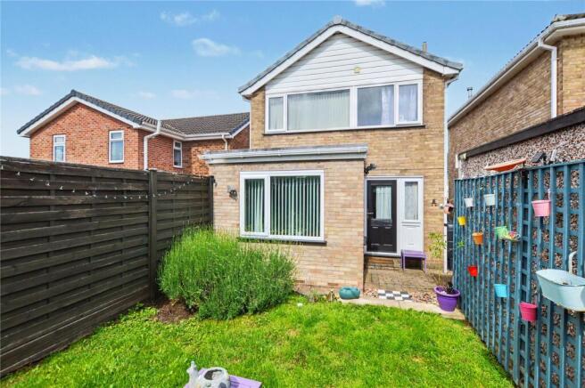 3 bed Detached for sale Image 8
