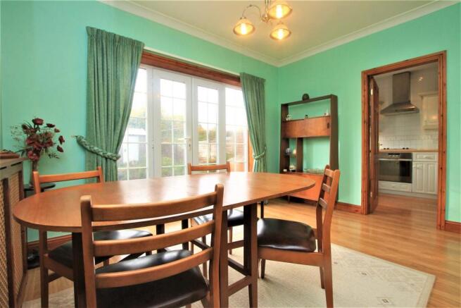 27A Rydal Road dining area.JPG