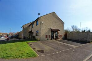 19, York Close, Bristol BS37 5XA