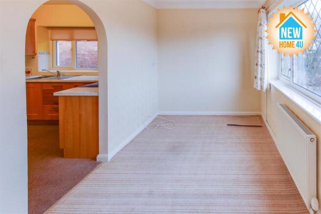 DINING ROOM: