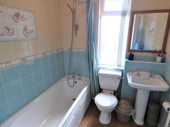 Photo 16