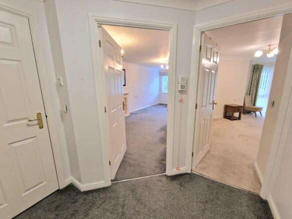 Photo 6