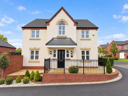 15 Slater Crescent Upholland, WN8 0BW