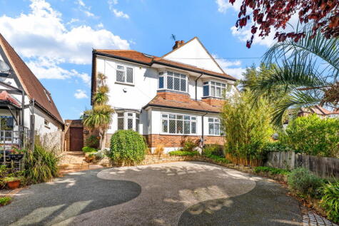 The Glade, Stoneleigh, Surrey, KT17 2HW