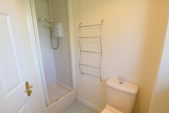 Master en-suite (2)