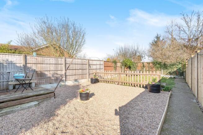 2nd view rear garden