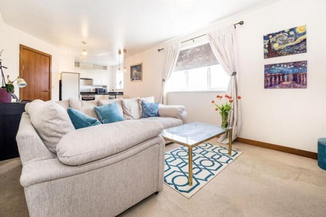 Lounge / Kitchen