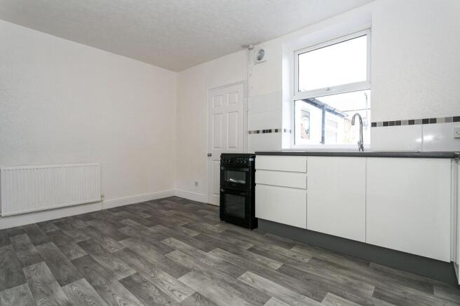 2 bed Terraced for sale Image 5