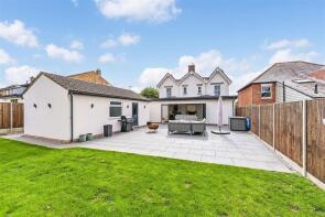 33, Warsash Road, Warsash, Southampton SO31 9HW