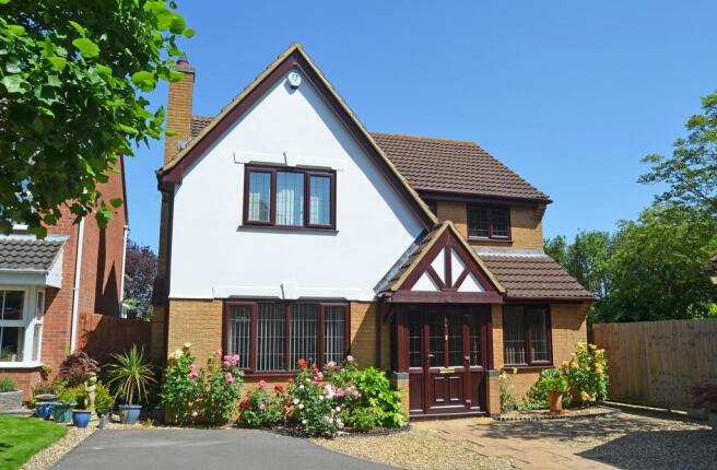 17 Broadwater Lan...