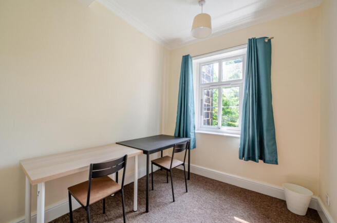 2 bed Flat for sale Image 11
