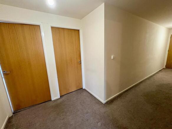 hallway (1).jpeg