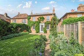 Primrose Cottage, Burchetts Green Road, Burchetts Green, Maidenhead SL6 6QZ