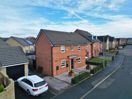 60, Sgt Mark Stansfield Way, Hyde SK14 3FX