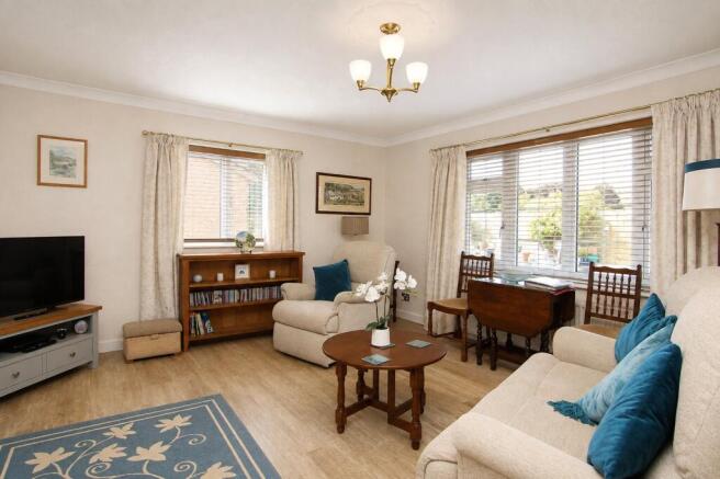 3 bed Bungalow for sale Image 5