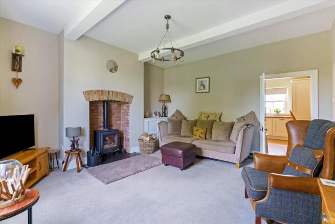 4 bed Detached for sale Image 7