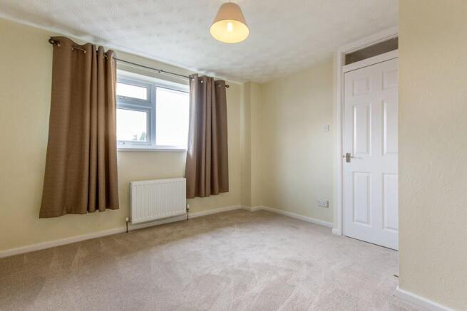 3 bed Terraced for sale Image 5