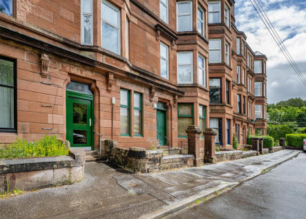 Flat 2/2, 5 Kingsley Avenue, Glasgow, G42