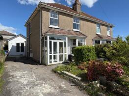 6, Trevethan Rise, Falmouth TR11 2DX