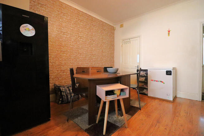 3 bed Terraced for sale Image 7