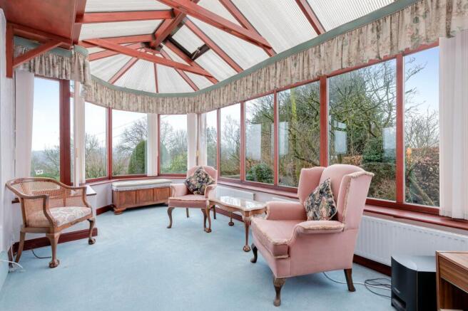 4 bed Detached Bungalow for sale Image 11