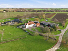 Lashley Hall, Dunmow Road From Bran End To Broadway, Bran End, Dunmow CM6 3BN