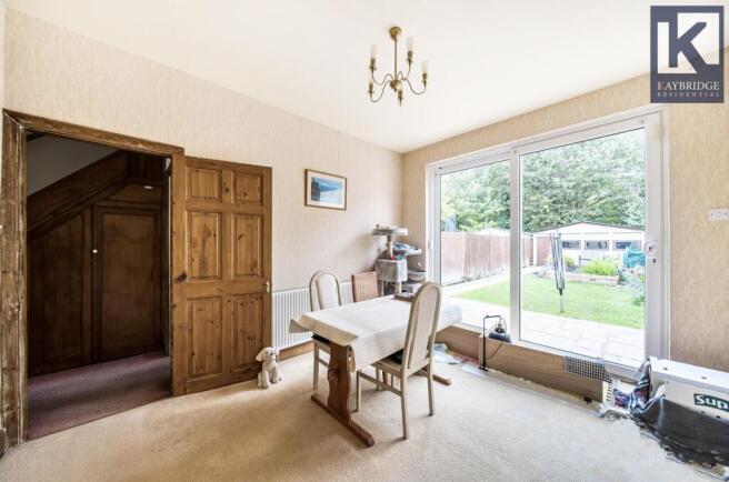 Stoneleigh Avenue KT4 8YB