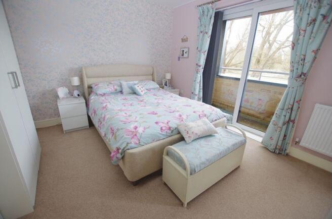 Bedroom 1 Pic 1