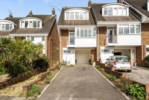 6, Hawthorn Way, Pulborough RH20 4NL