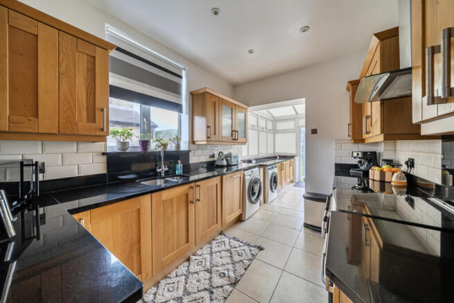 1409797-10-69a03c...