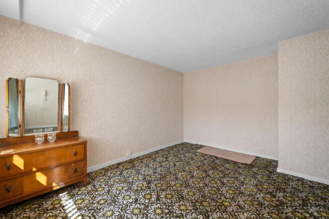 3 bed Semi-Detached for sale Image 9