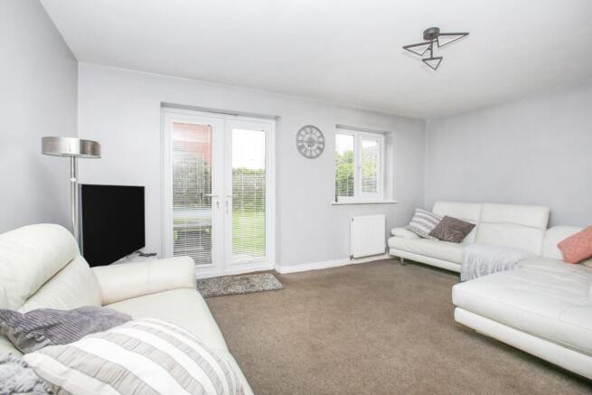 4 bed Semi-Detached for sale Image 4