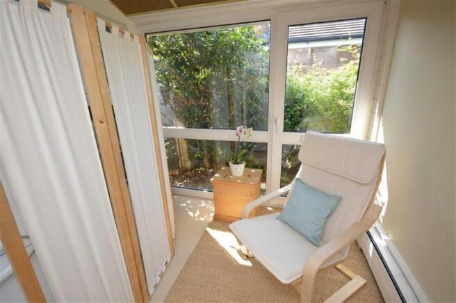 ENTRANCE PORCH
