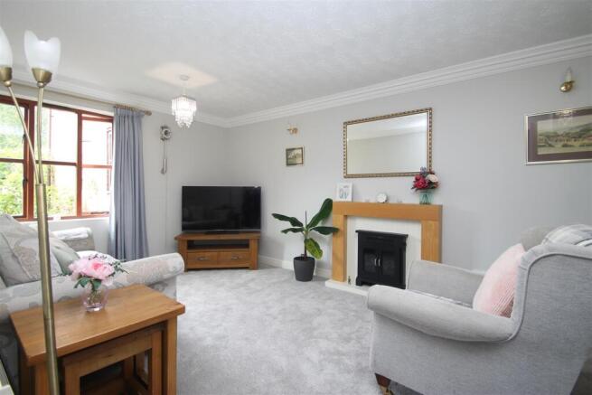 sitting room main.JPG