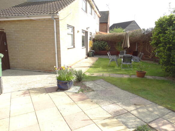 Photo 3