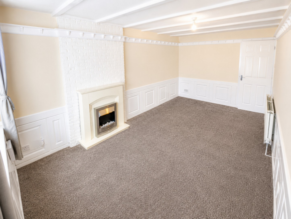 2 bed Semi-Detached Bungalow to rent Image 5