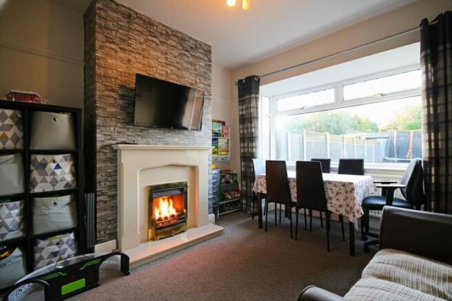 Agecroft Road, Northwich, CW9 photo 5