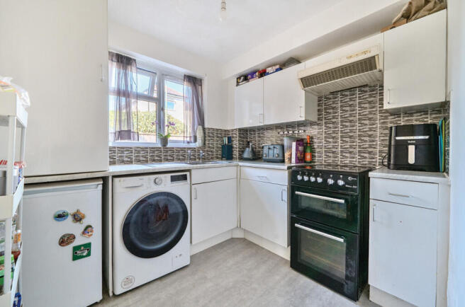 Campbell Way, Fair Oak, Hampshire, SO50 photo 4