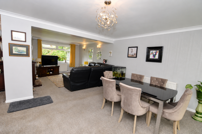 Newlands Drive, Lowton, Warrington, WA3 2RJ photo 4