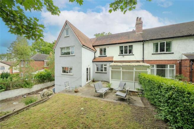 5 bed Semi-Detached for sale Image 9
