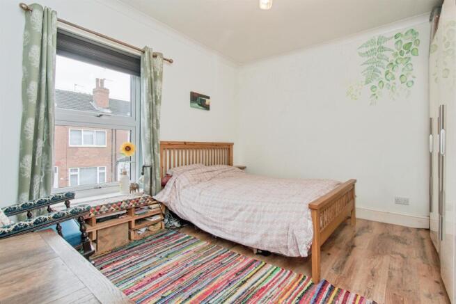 2 bed Terraced for sale Image 10