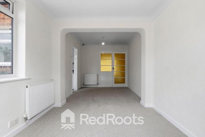 3 bed Semi-Detached for sale Image 6