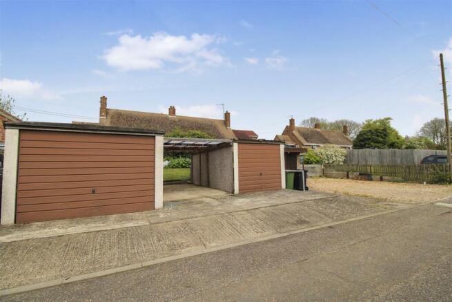 garages/carport