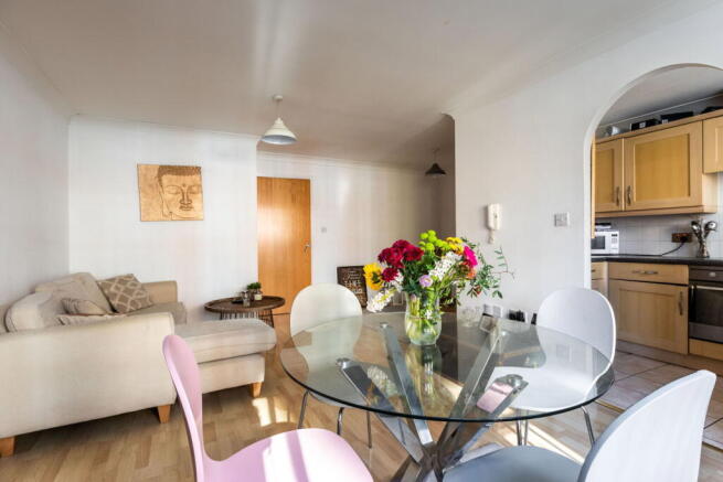 Belvedere Place, London, SW2 5TD photo 4