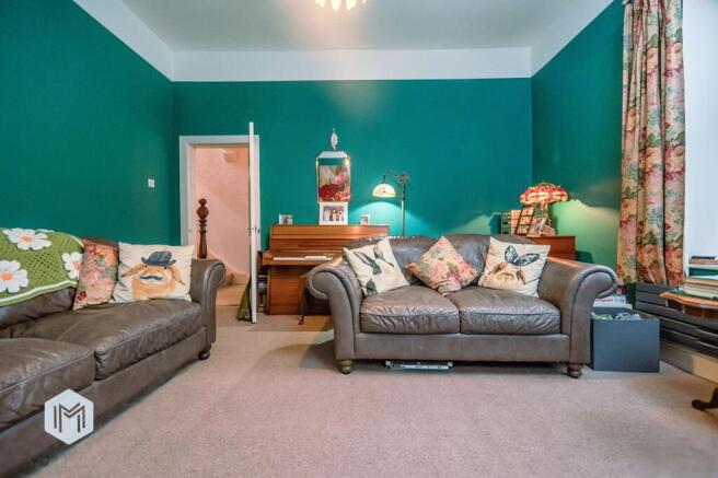 Market Street, Tottington, BL8 photo 4